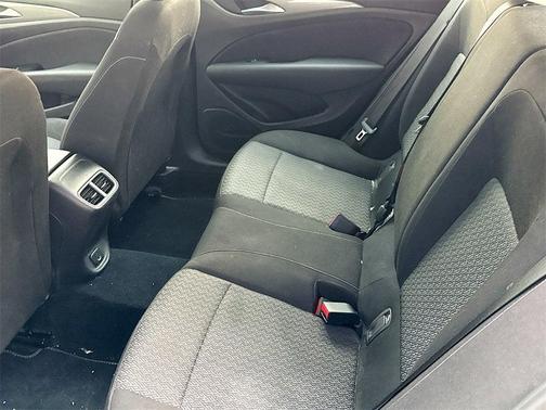 2018 Buick Regal Sportback Preferred