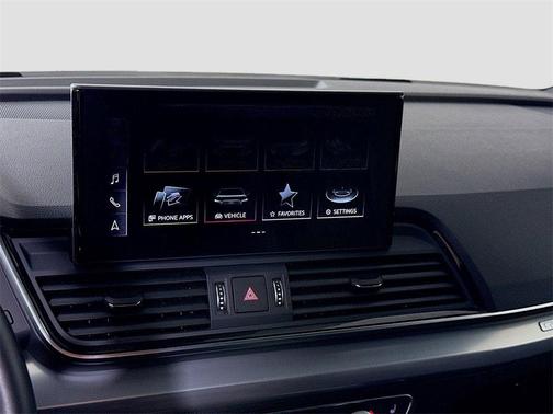 2022 Audi Q5 45 S line Premium Plus