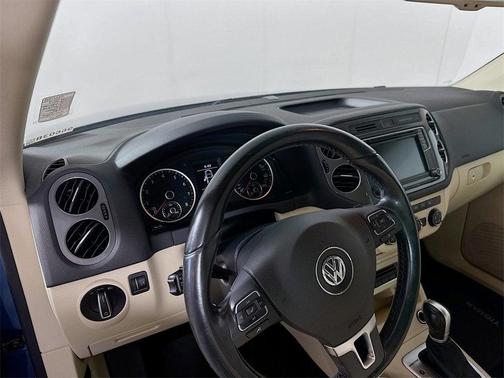 2017 Volkswagen Tiguan 2.0T Wolfsburg Edition