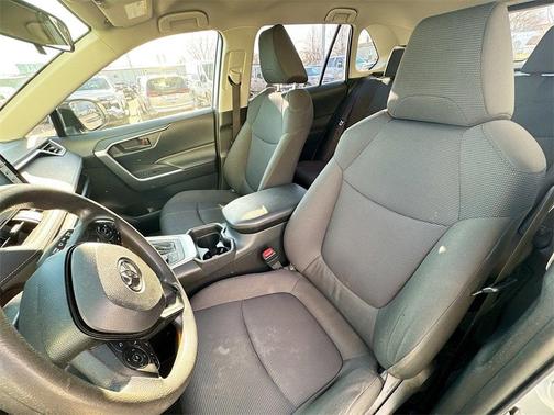 2019 Toyota RAV4 Hybrid LE