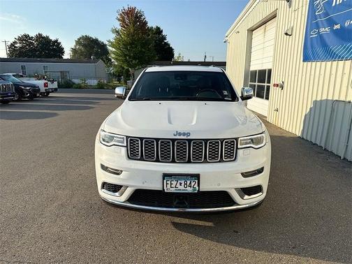 2019 Jeep Grand Cherokee Summit