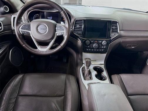 2019 Jeep Grand Cherokee Summit