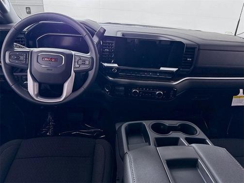 2026 GMC Sierra 2500 SLE