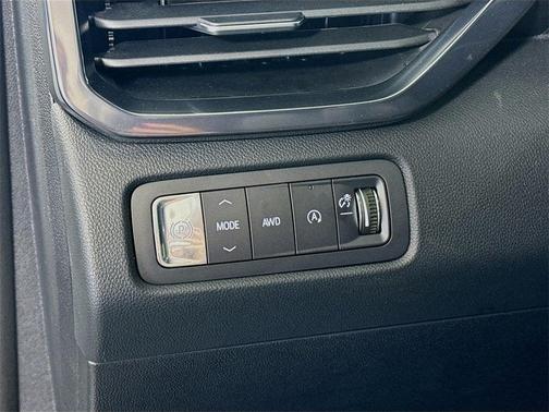 2025 GMC Acadia AT4