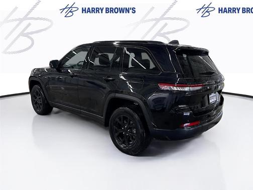 2024 Jeep Grand Cherokee Laredo