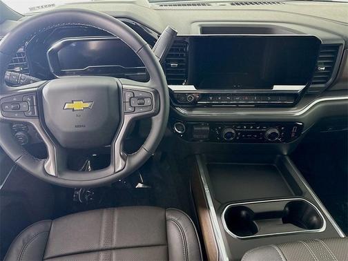 2025 Chevrolet Silverado 3500 High Country