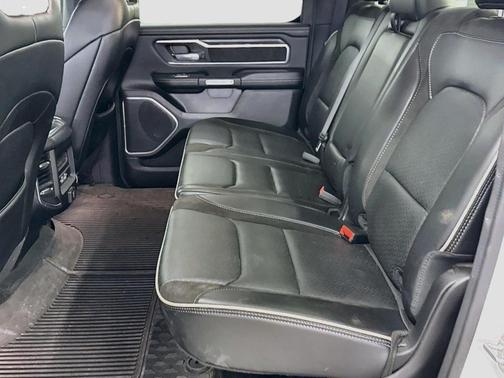 Bright White Clearcoat 2023 RAM 1500 Laramie