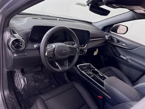 Sterling Gray Metallic 2026 Chevrolet Equinox LT