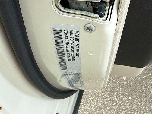 2021 Chrysler Pacifica Touring-L