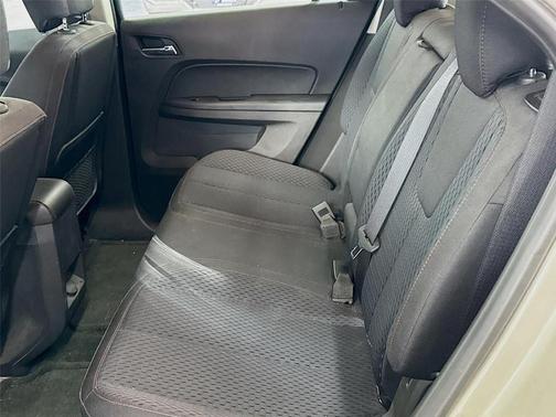 Champagne Silver 2013 Chevrolet Equinox LS