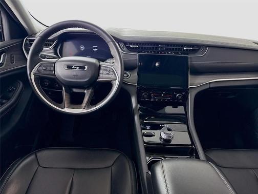 White 2023 Jeep Grand Cherokee Limited