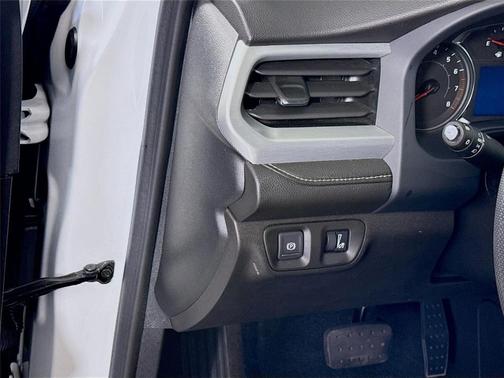 Summit White 2023 GMC Acadia SLE