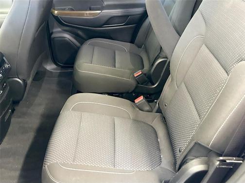 Summit White 2023 GMC Acadia SLE