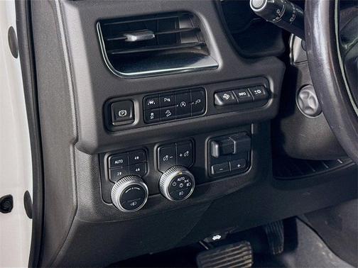 2021 GMC Yukon XL AT4
