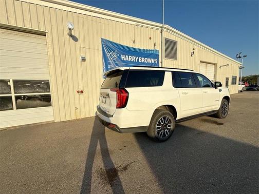 2021 GMC Yukon XL AT4