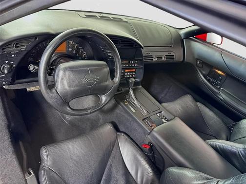 Red 1995 Chevrolet Corvette