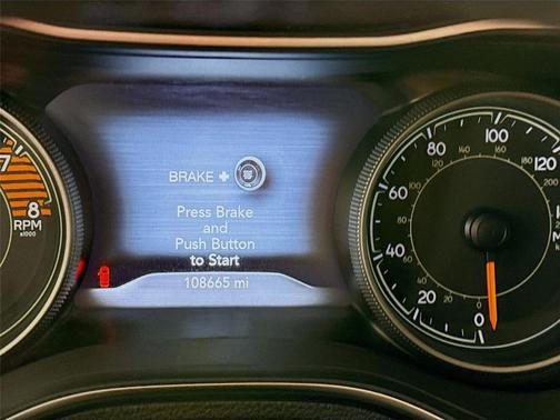 Black 2019 Jeep Cherokee Limited