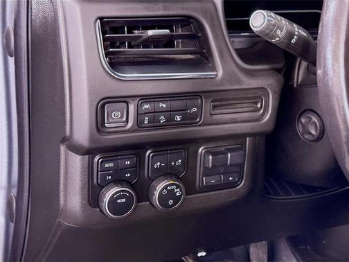 Satin Steel Metallic 2022 Chevrolet Suburban Z71