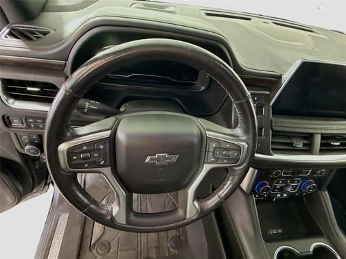 Satin Steel Metallic 2022 Chevrolet Suburban Z71