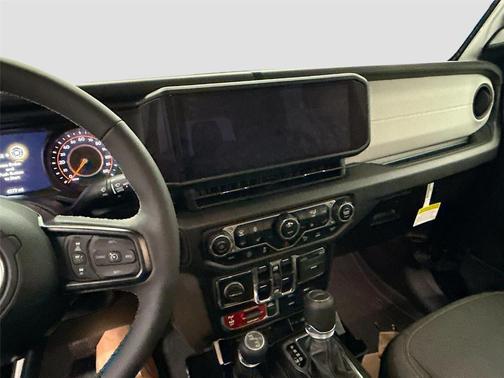 Black 2025 Jeep Gladiator Sport