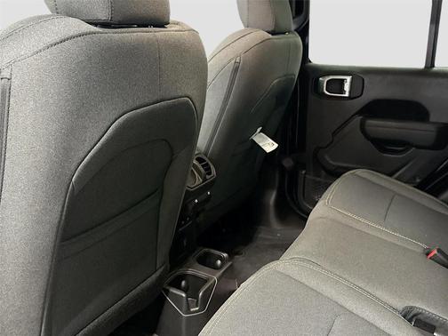 Black 2025 Jeep Gladiator Sport