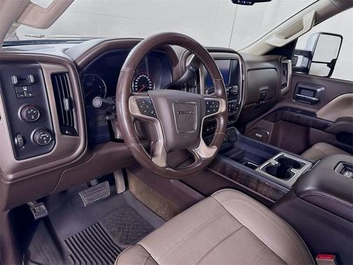 2016 GMC Sierra 2500 Denali
