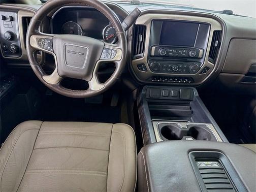 2016 GMC Sierra 2500 Denali
