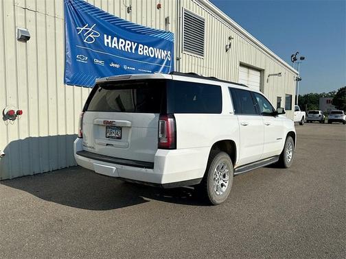 2017 GMC Yukon XL SLT