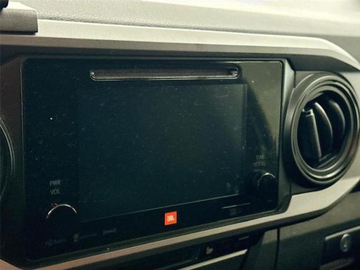 2016 Toyota Tacoma SR