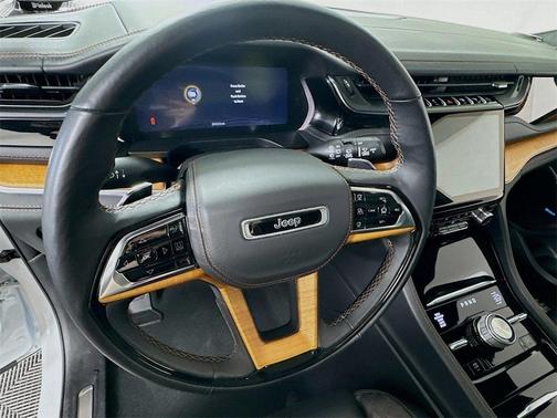 2023 Jeep Grand Cherokee L Summit