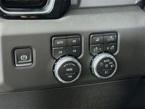 2025 GMC Sierra 3500 Denali
