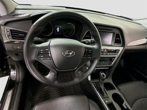 2016 Hyundai SONATA Limited