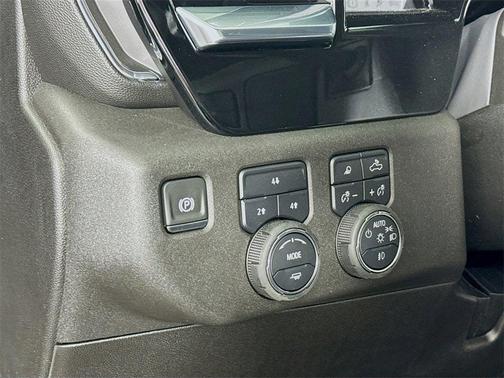 2025 Chevrolet Silverado 3500 LT