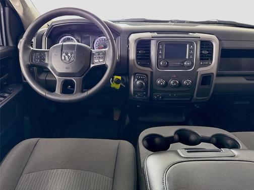 Bright White Clearcoat 2022 RAM 1500 Classic Tradesman