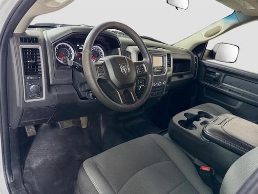 Bright White Clearcoat 2022 RAM 1500 Classic Tradesman