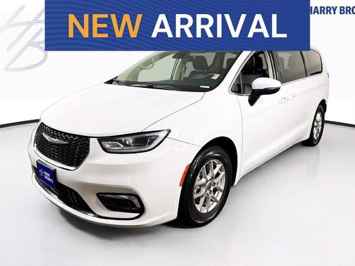 2023 Chrysler Pacifica Touring-L