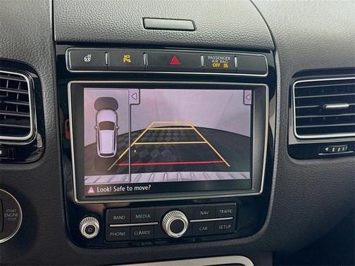 2017 Volkswagen Touareg V6 Wolfsburg Edition