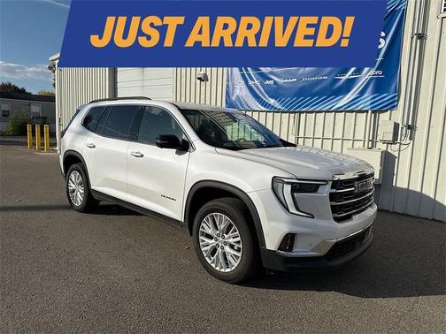 2024 GMC Acadia Elevation