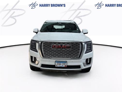 Summit White 2022 GMC Yukon XL Denali
