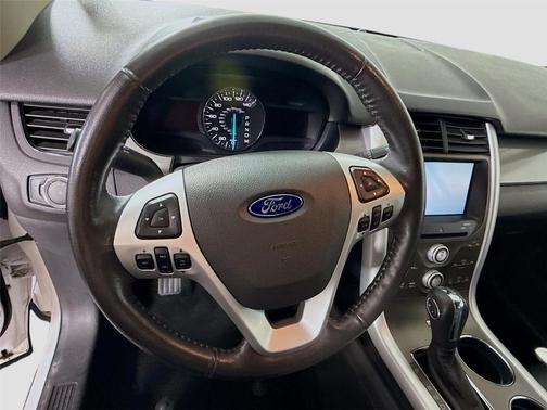 White Platinum Tri-Coat Metallic 2011 Ford Edge SEL