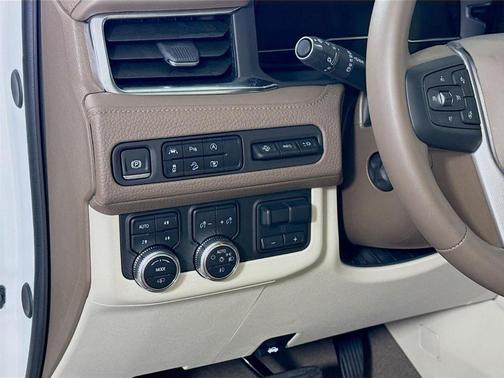 White Frost Tri-Coat 2024 GMC Yukon Denali