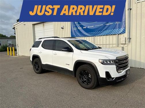 2021 GMC Acadia AT4
