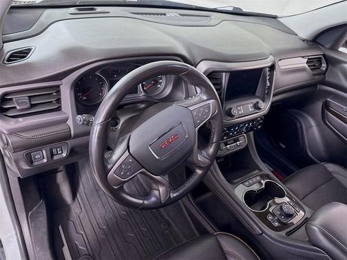 2021 GMC Acadia AT4