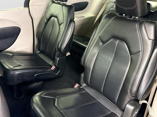 Black 2023 Chrysler Pacifica Touring-L