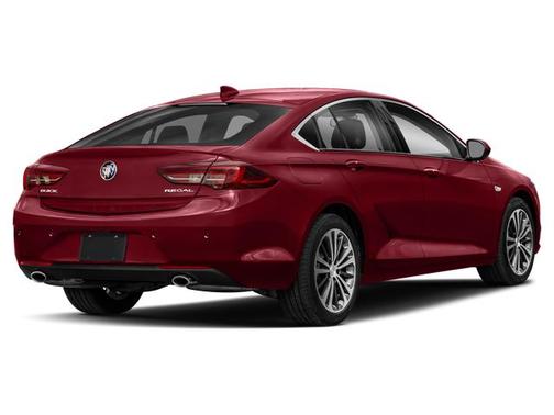 2018 Buick Regal Sportback Essence