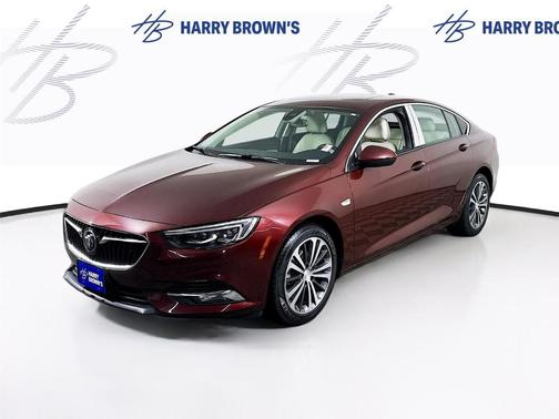 2018 Buick Regal Sportback Essence