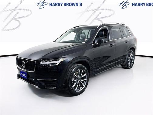 2016 Volvo XC90 T6 Momentum
