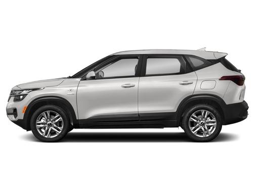 White 2023 Kia Seltos LX