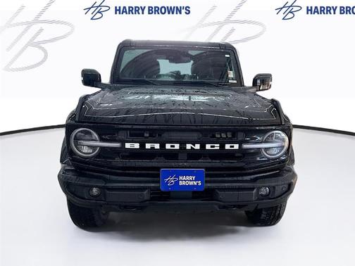 Shadow Black 2025 Ford Bronco Outer Banks
