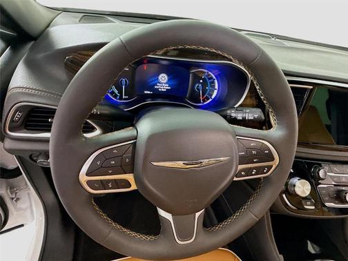 2023 Chrysler Pacifica Hybrid Pinnacle